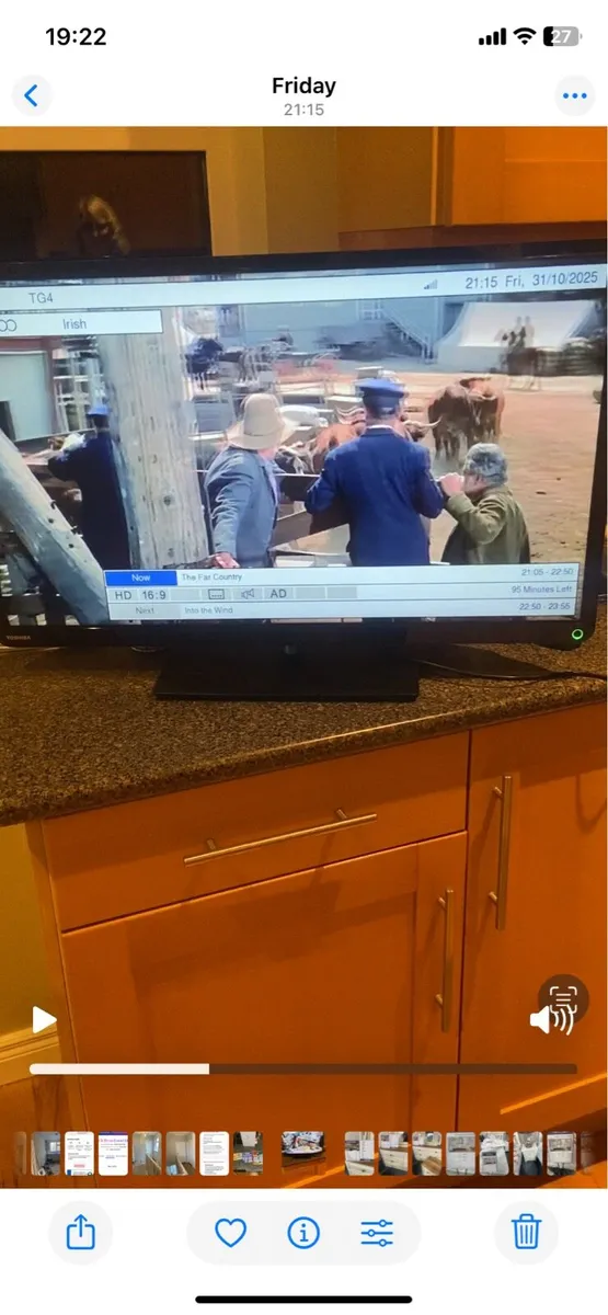 Flat screen T V - Image 2