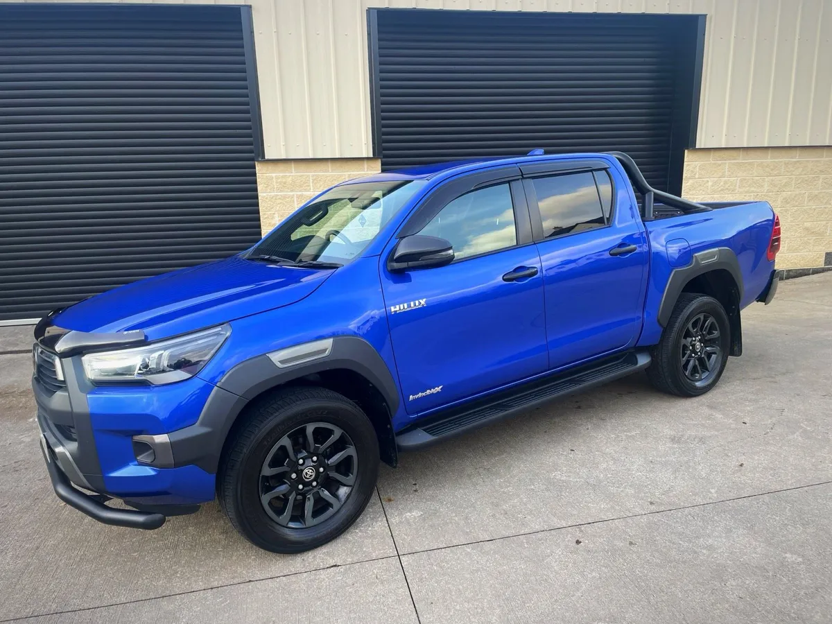 202 2022 TOYOTA HILUX 2.8 D4D INVINCIBLE X AUTO - Image 1