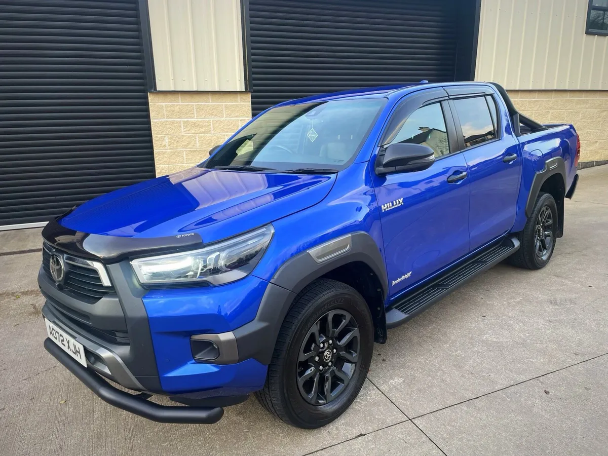 202 2022 TOYOTA HILUX 2.8 D4D INVINCIBLE X AUTO - Image 2