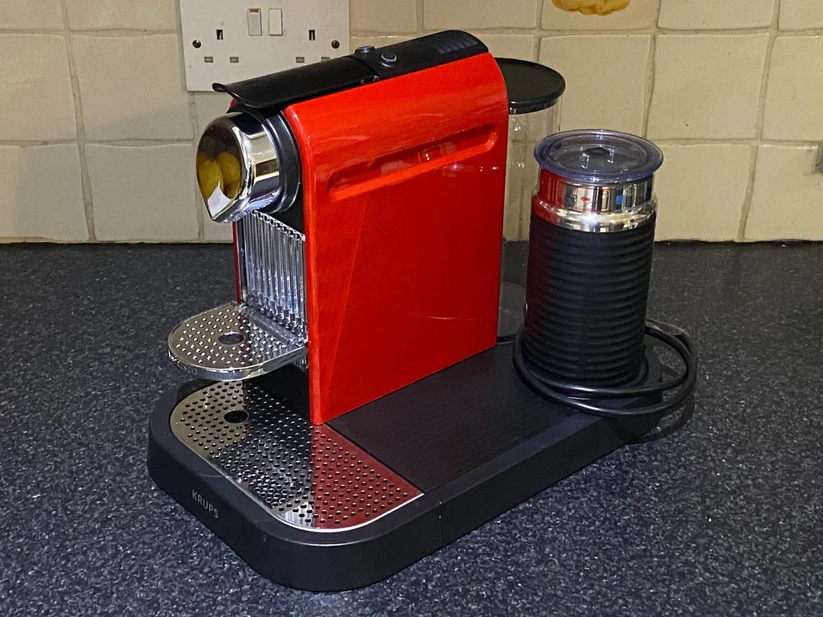 Nespresso coffee machine - Image 1