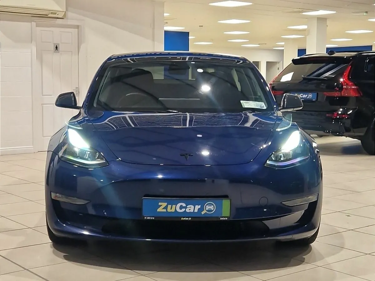 Tesla Model 3 Performance (AWD) - Image 2