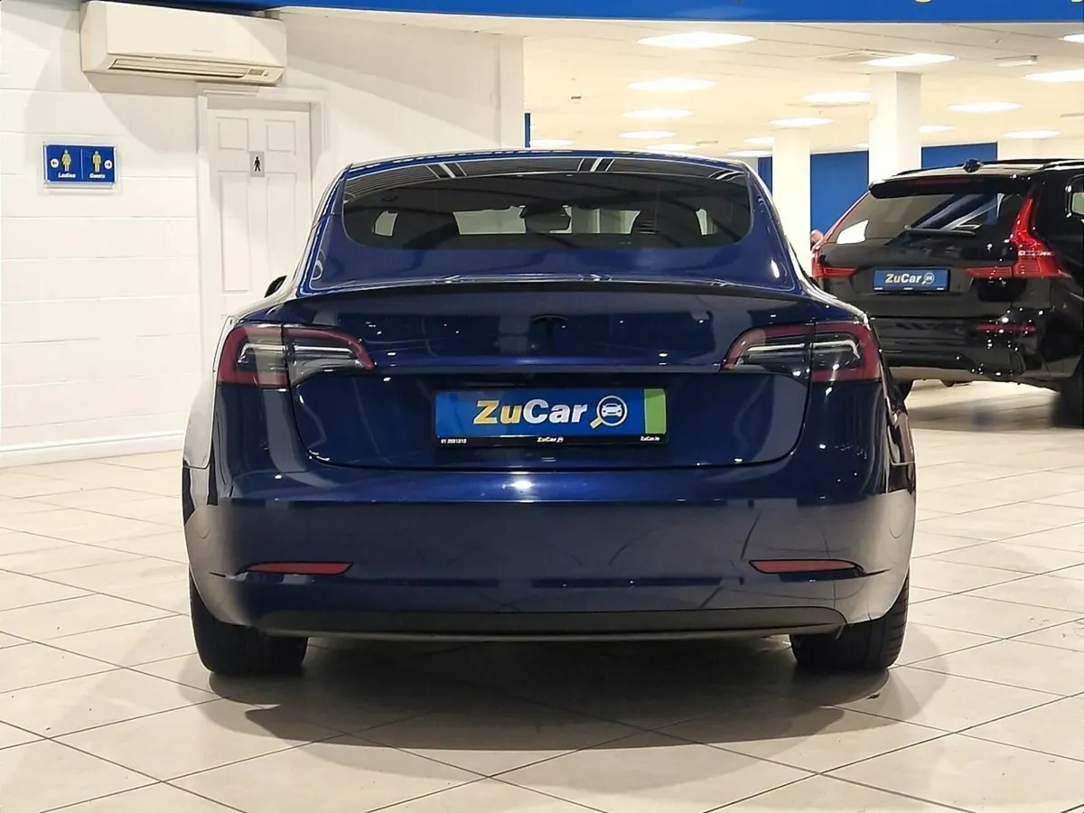 Tesla Model 3 Performance (AWD) - Image 4