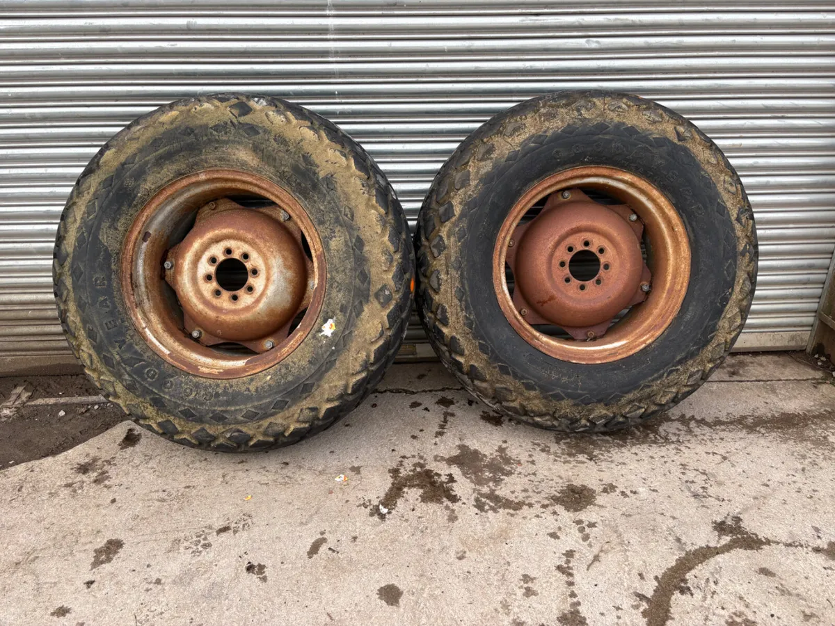135 grass wheels - Image 1