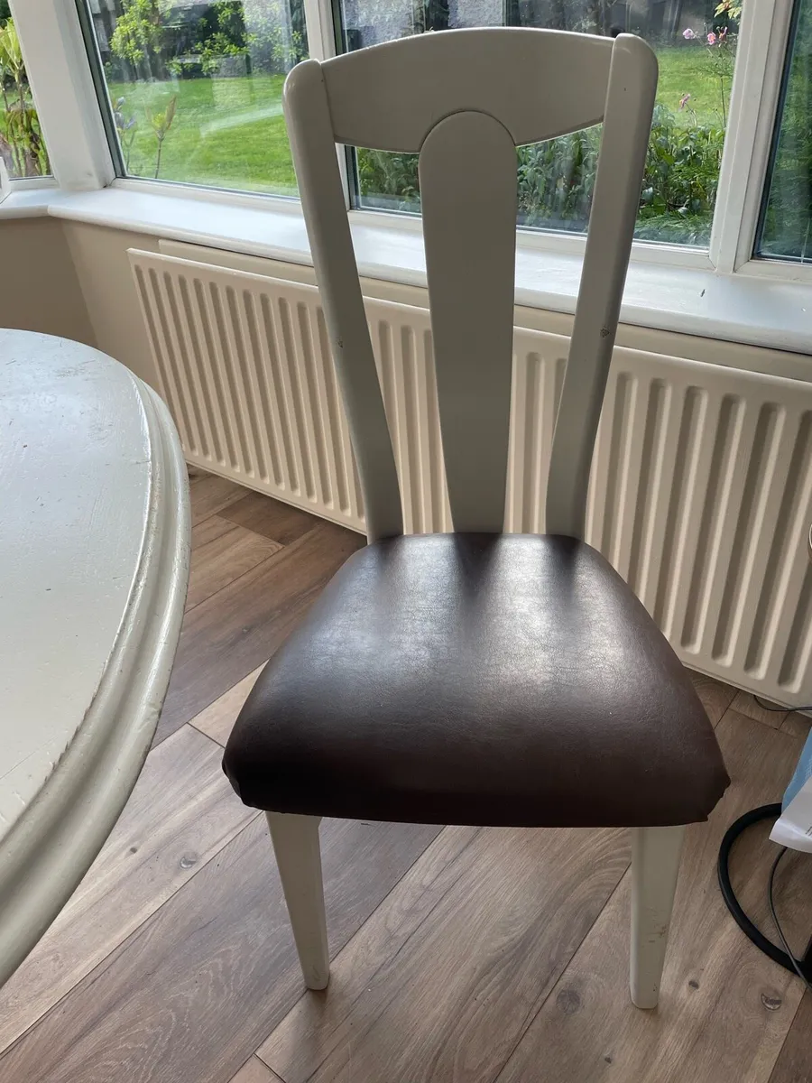 Dining Table & 8 Chairs - Image 2