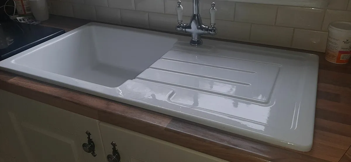Ceramic white sink - Image 4