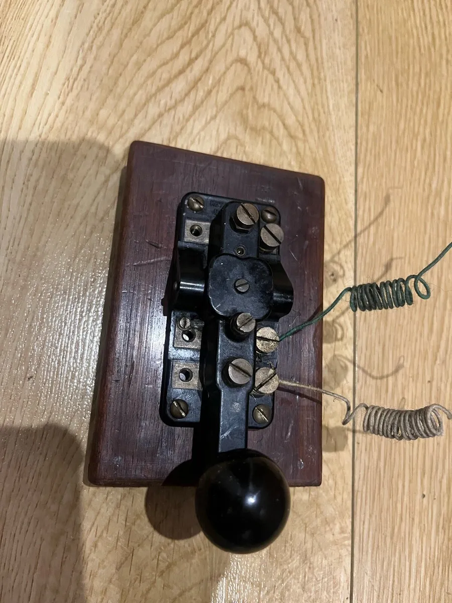 Antique Morse Code  Key & GPO Sounder - Image 4