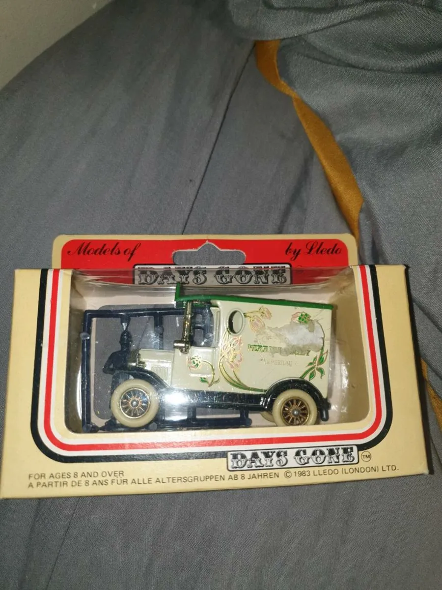 DAYS GONE BUY DIE.CAST