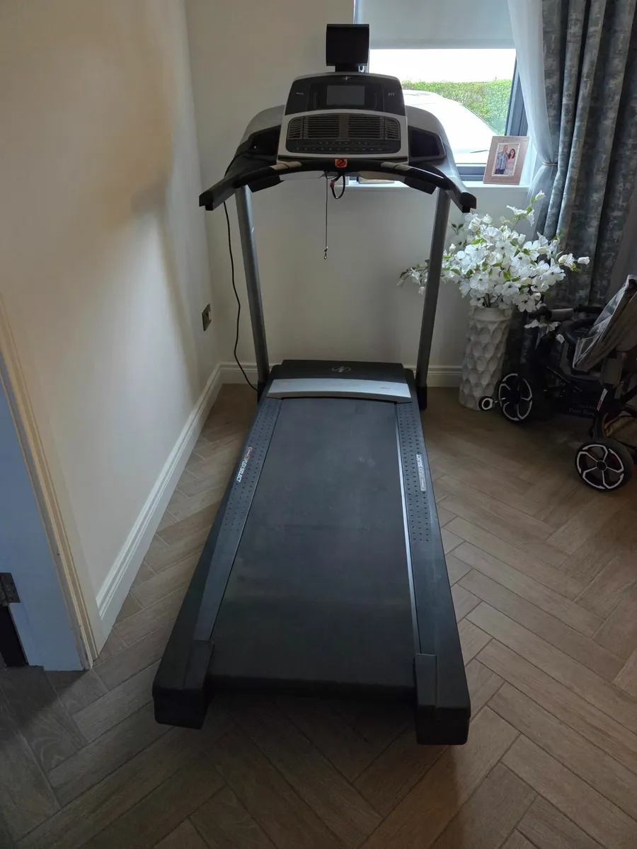 Treadmill - Image 1