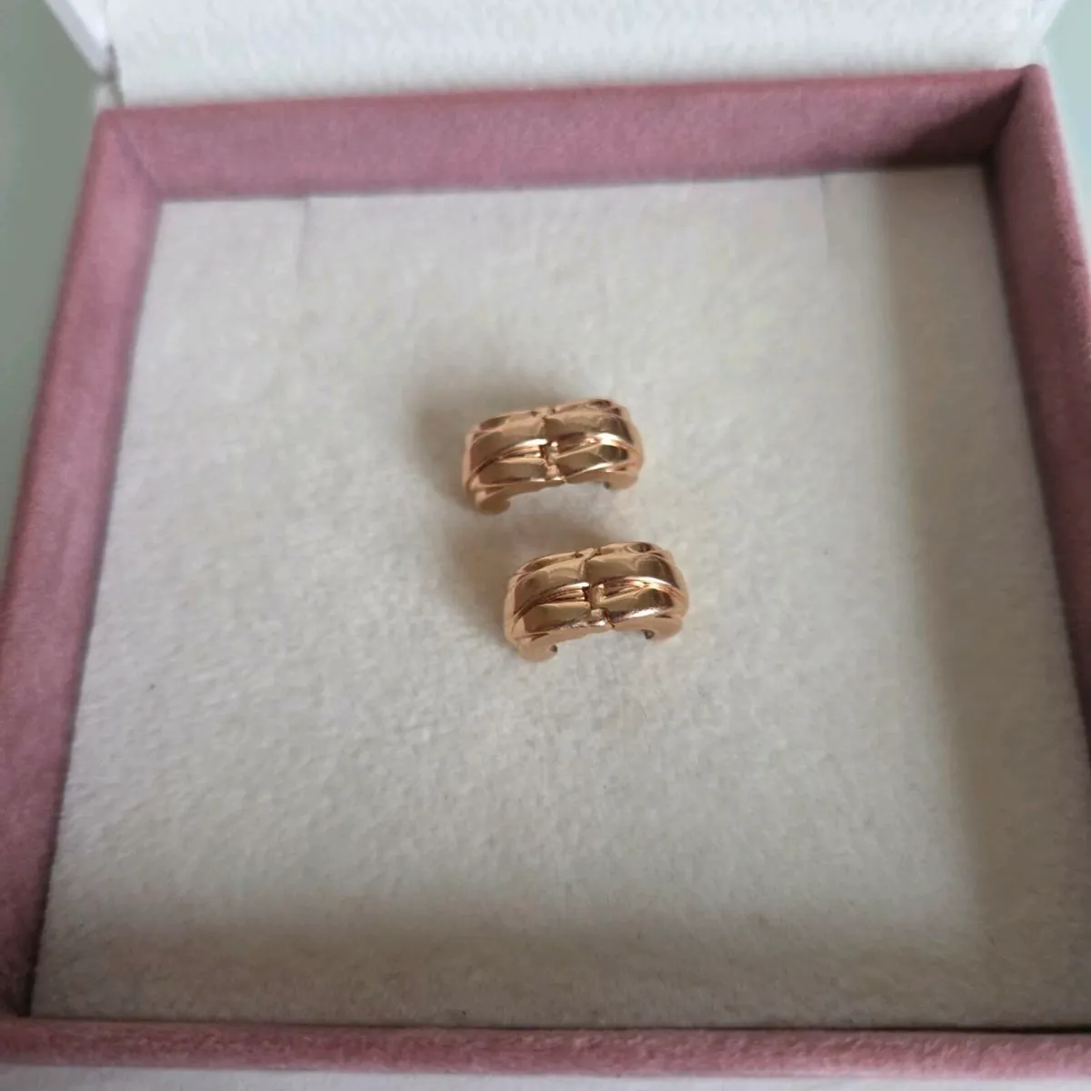 Pandora charm clips rose gold perfect condition - Image 1