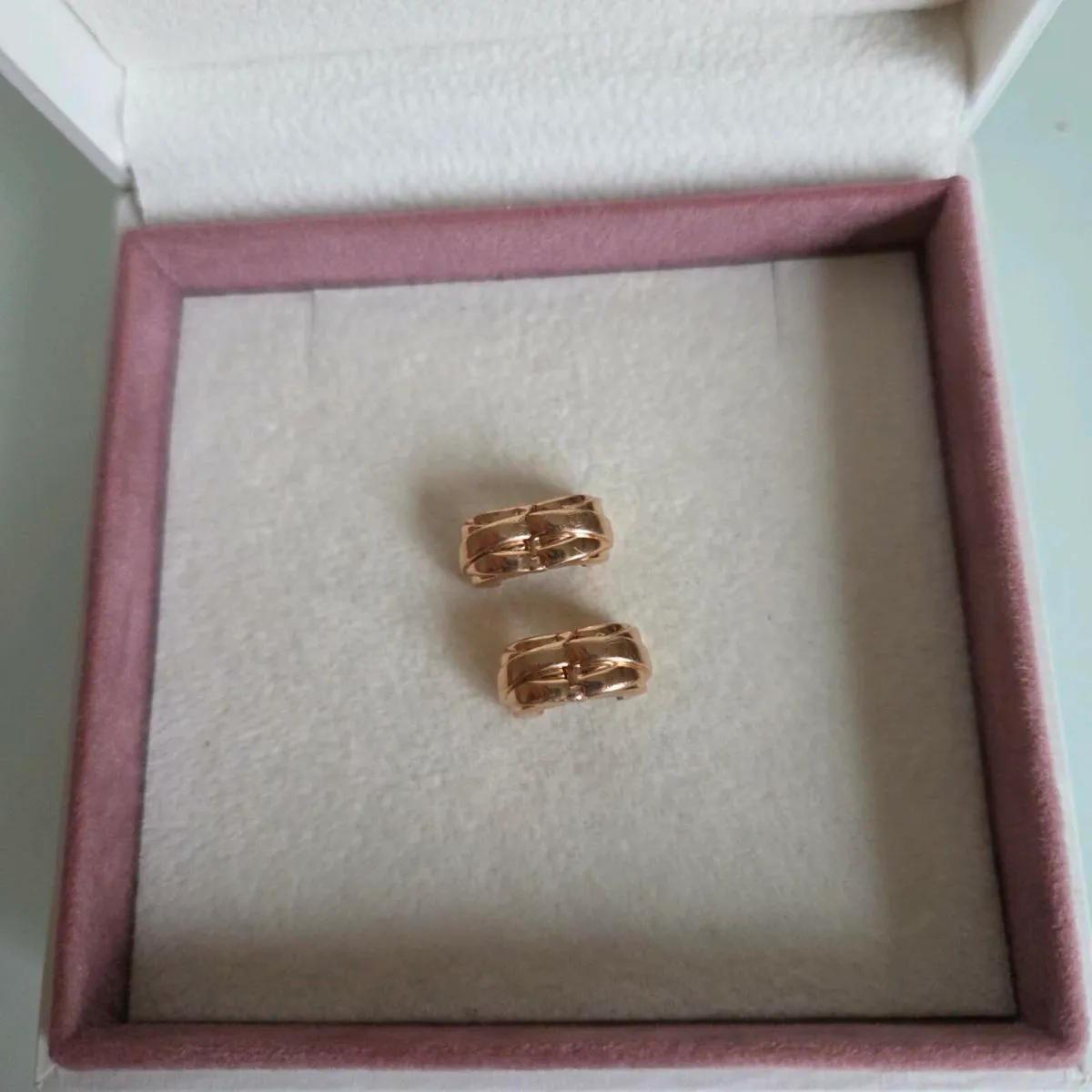 Pandora charm clips rose gold perfect condition - Image 2