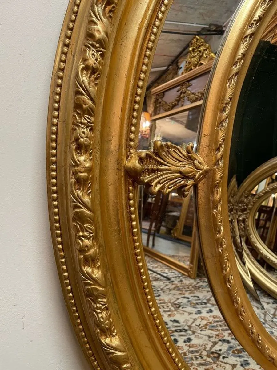 Large Ornate Gilt Wood Oval Mirror. A Statement Piece. - Image 3