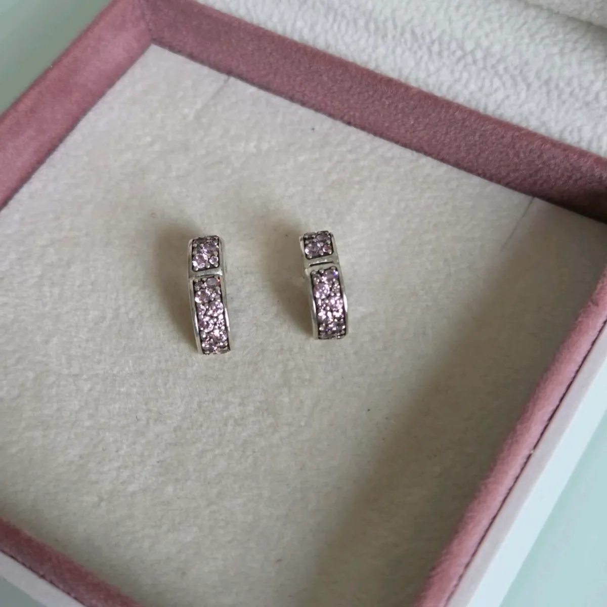 Pandora charm clips sparkly pink - Image 2