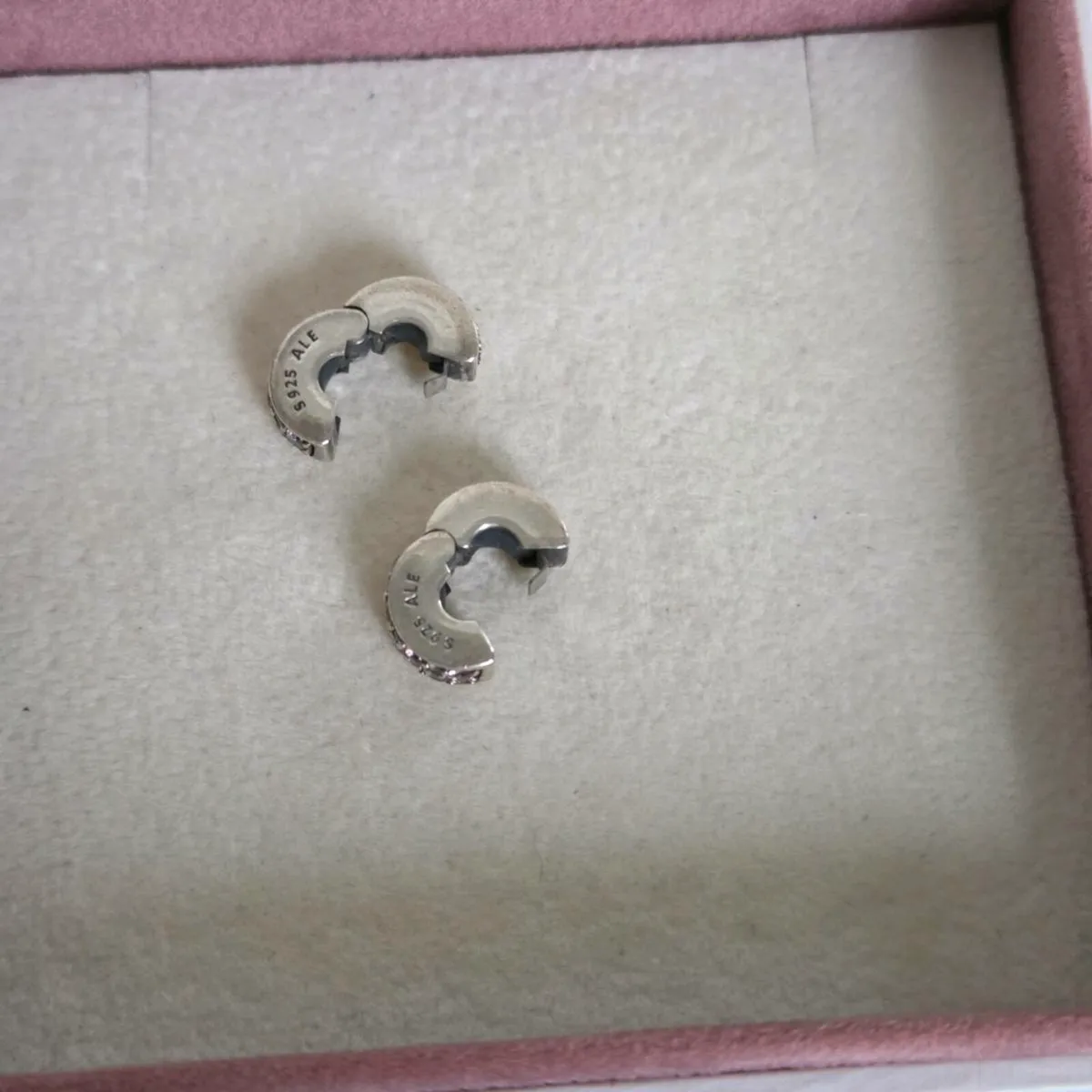 Pandora charm clips sparkly pink - Image 3