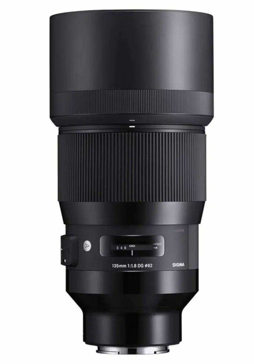 Sigma 135mm f1.8 Sony E - Image 1