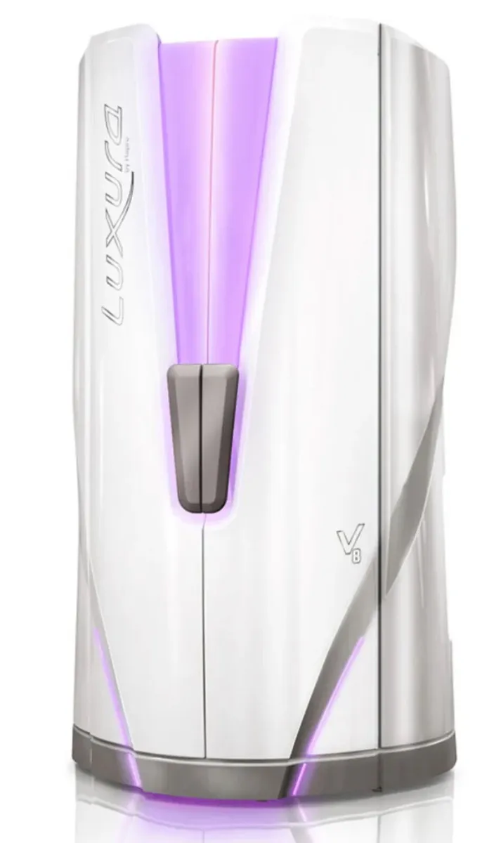 Luxura V8 Sunbed - Image 1