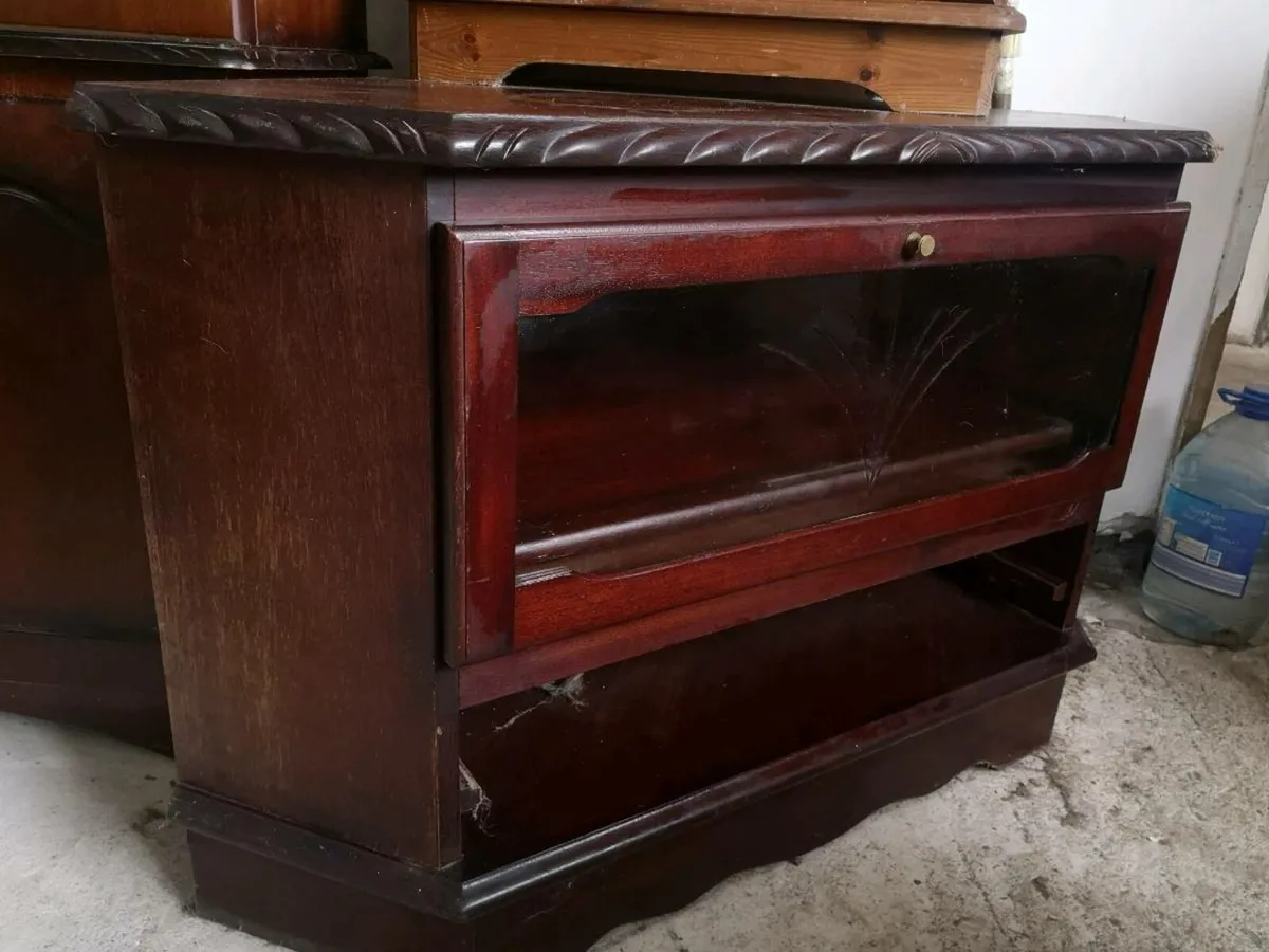 Selection of furniture - Image 2