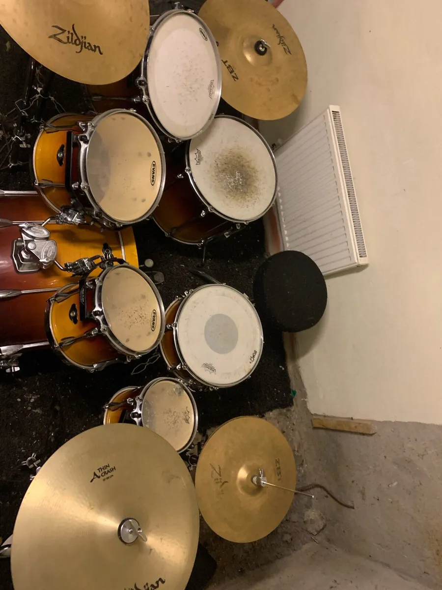 Drum kits 7 piece Tama superstar - Image 2