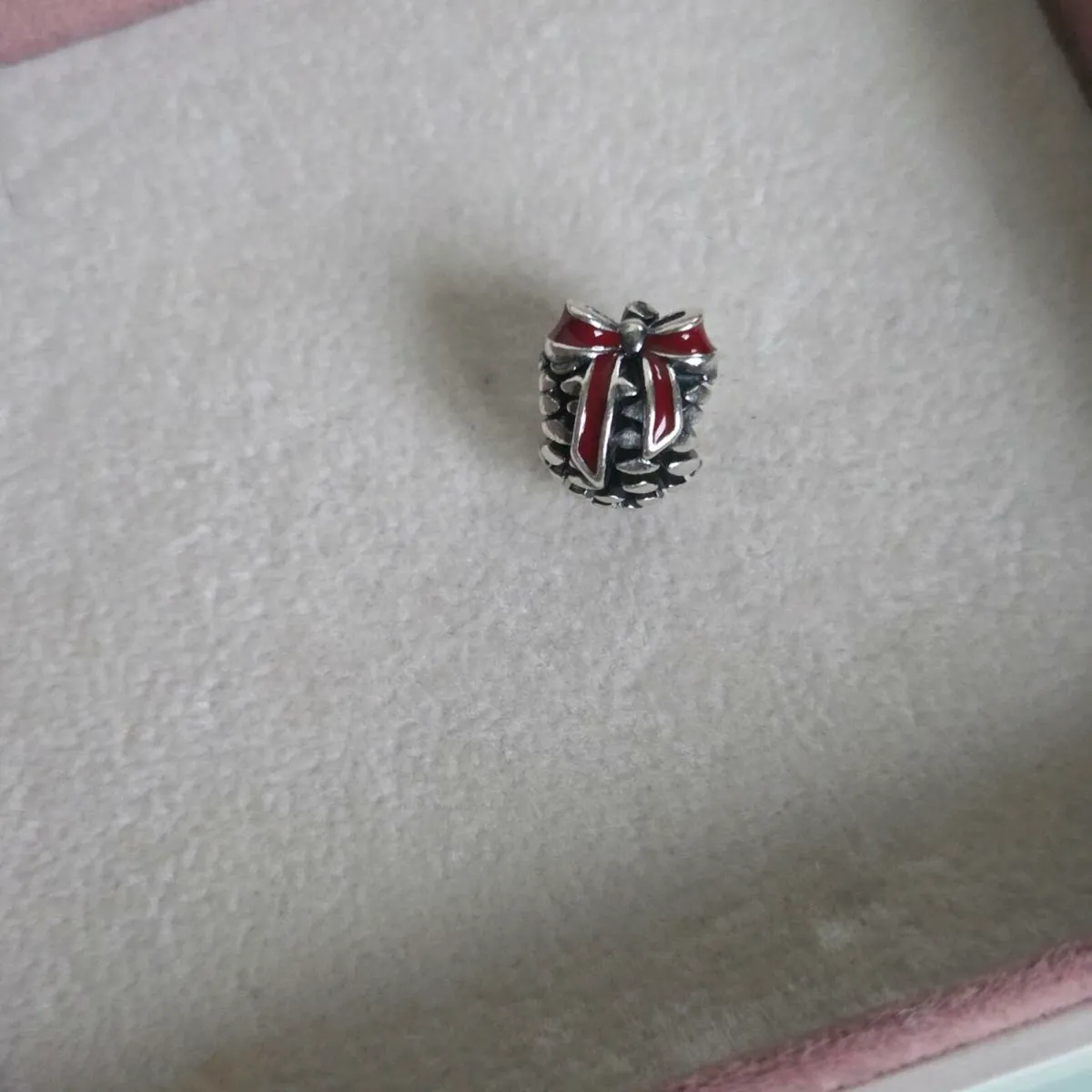 PANDORA Pinecone Sterling Silver Christmas Charm - Image 1
