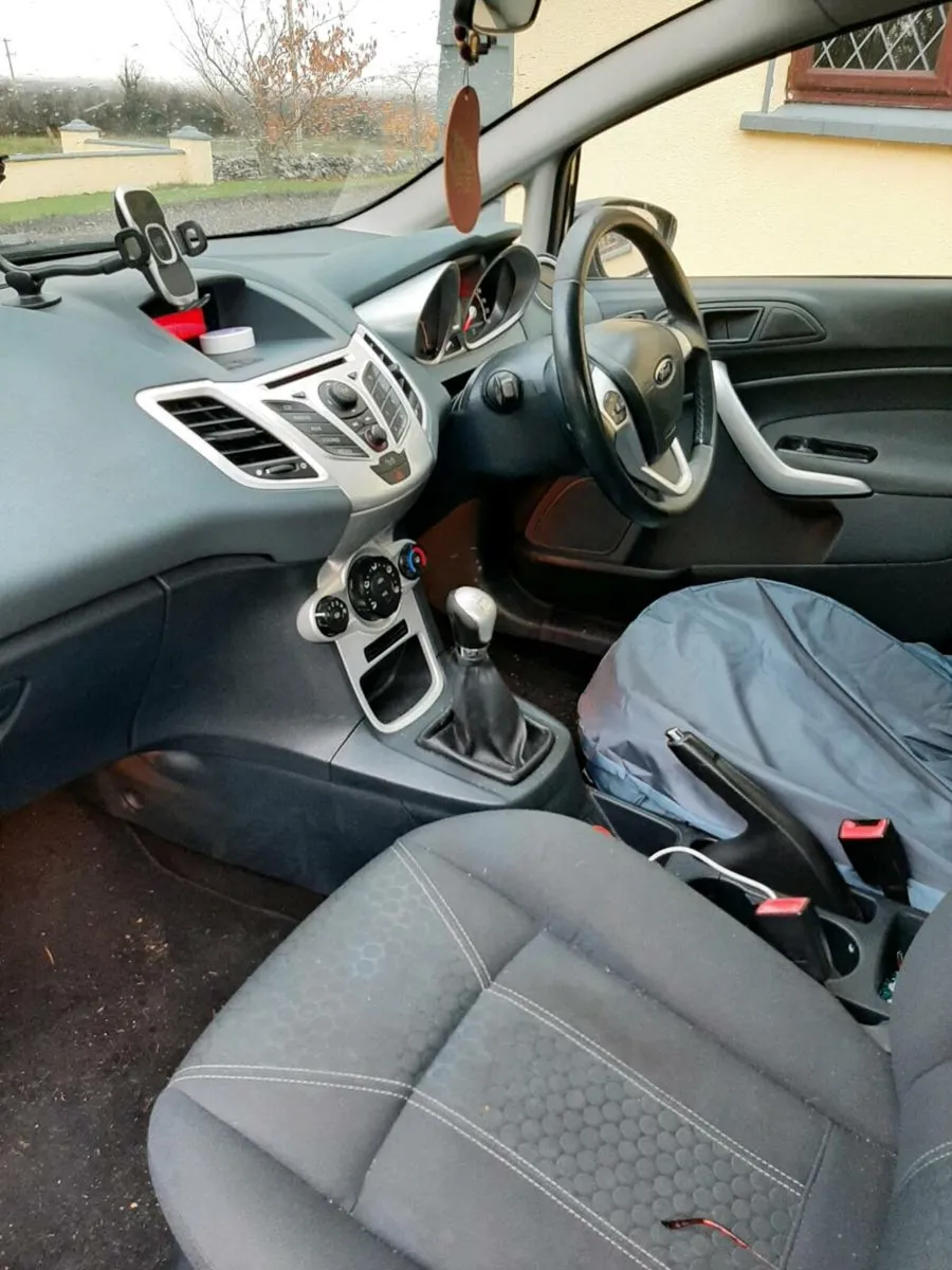 Ford fiesta 1.4 diesel - Image 3