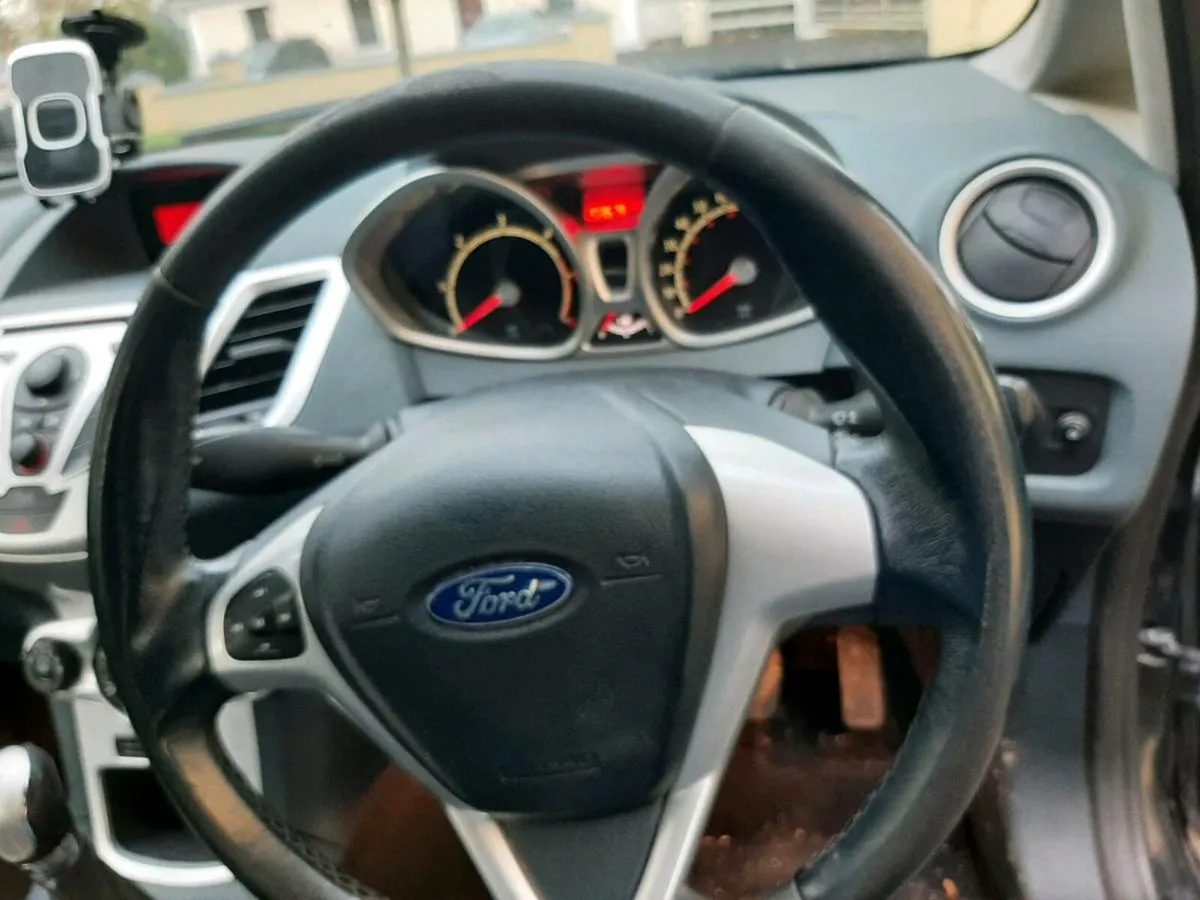 Ford fiesta 1.4 diesel - Image 4