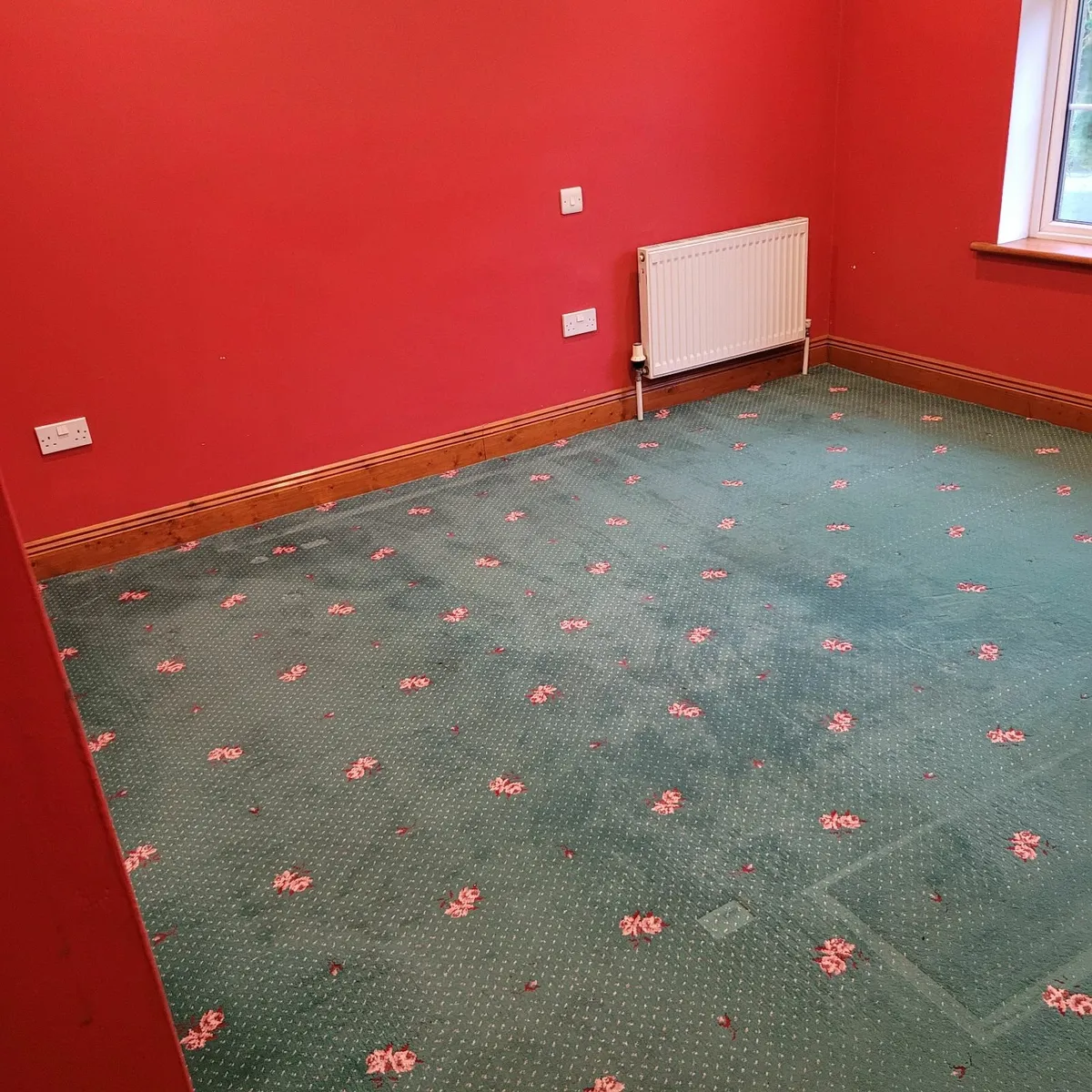 Wilton Woven Carpet - Image 1