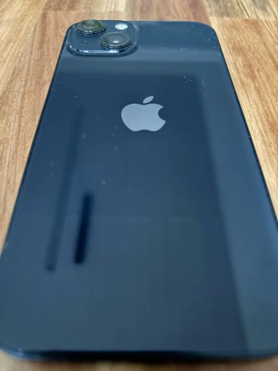 iPhone 13 - Image 3