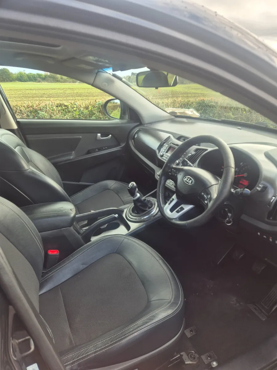 2011 Kia Sportage 1.7 crdi Just passed nct - Image 4