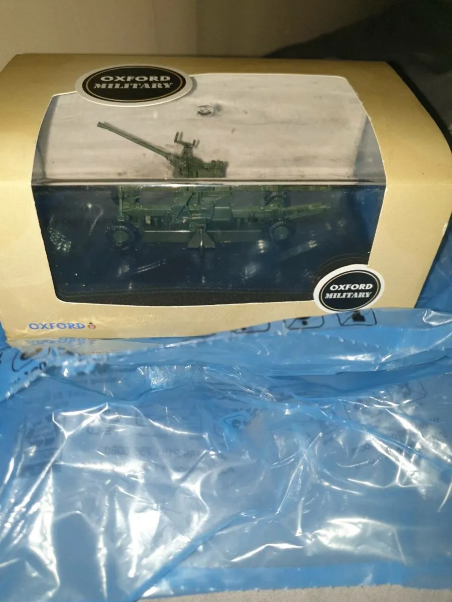 OXFORD .MILITARY  DIE.CAST 40MM BOFORS GUN