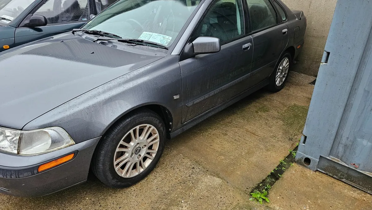 Selling car . - Image 2