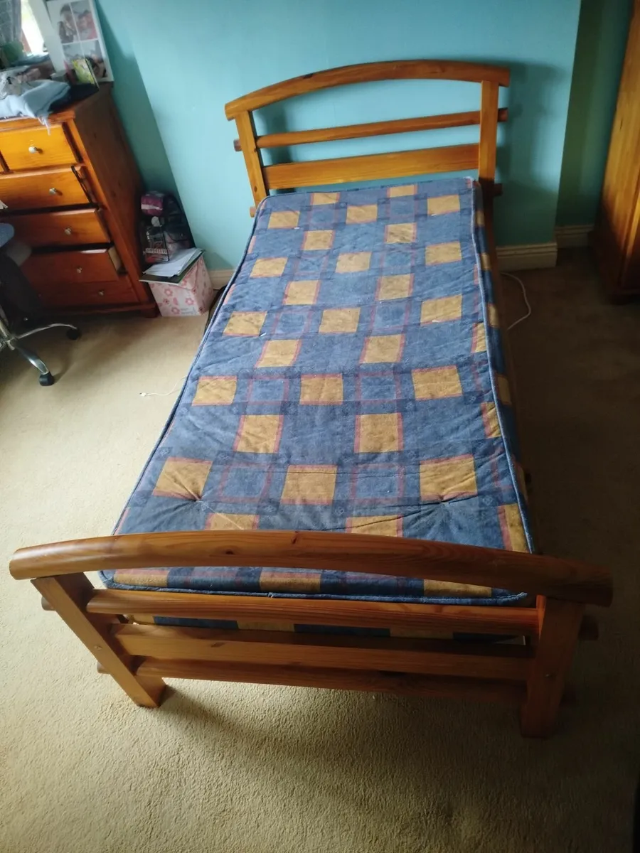 Single bed & mattress - Image 2