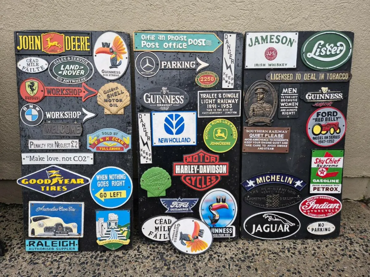 Cast iron  sign - Image 1