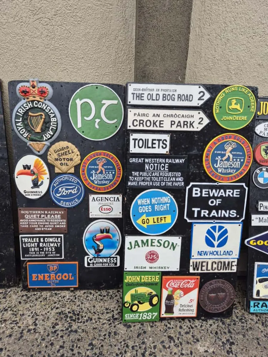 Cast iron  sign - Image 2