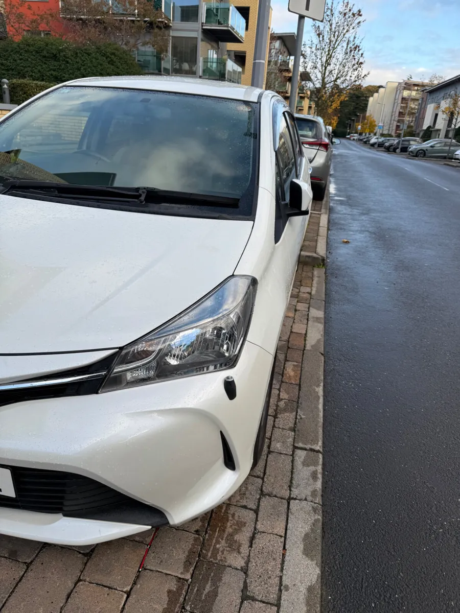 Vitz Auto/Push Start / Security Tracker device 44k - Image 3