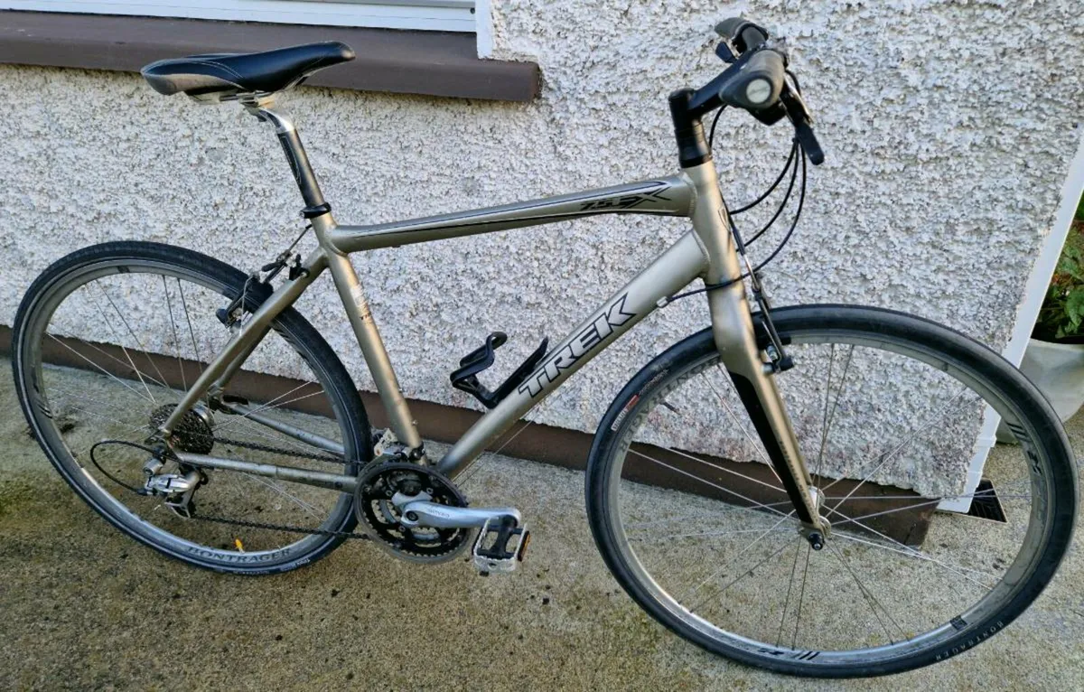 Trek 7.5 FX hybrid - Image 1