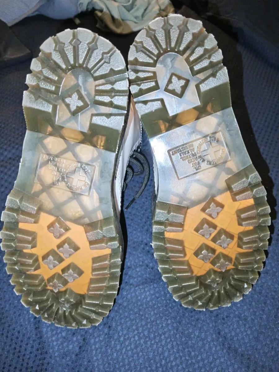 Dr. Martin's size 3 new - Image 4