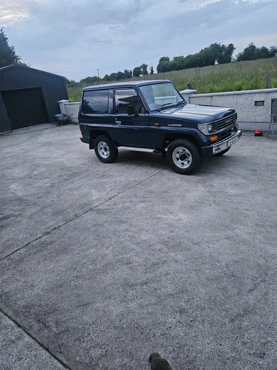 Toyota  landcruiser  92 - Image 3