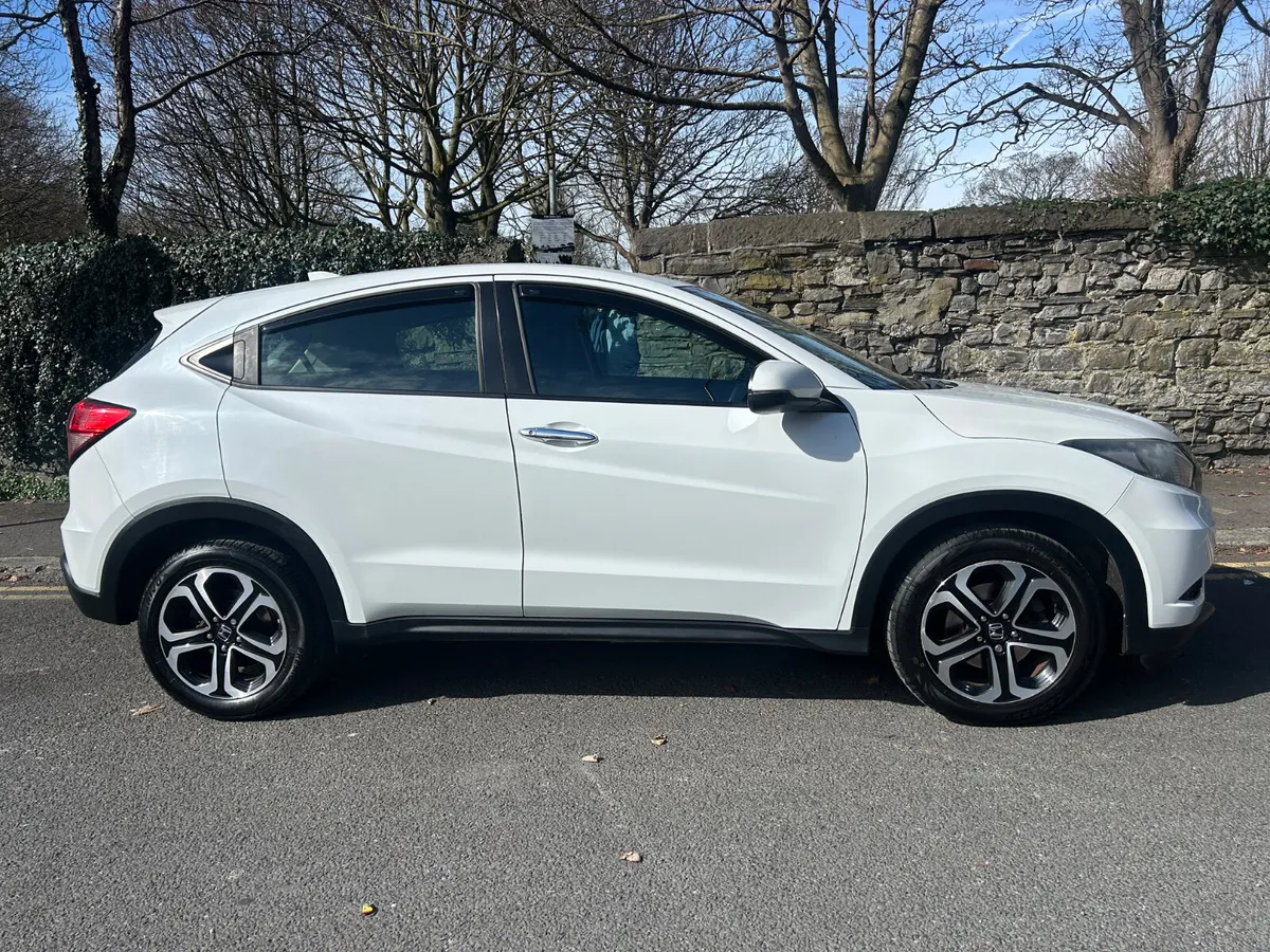 2017 HONDA HR-V DTEC NCT JUNE 2027 - Image 4