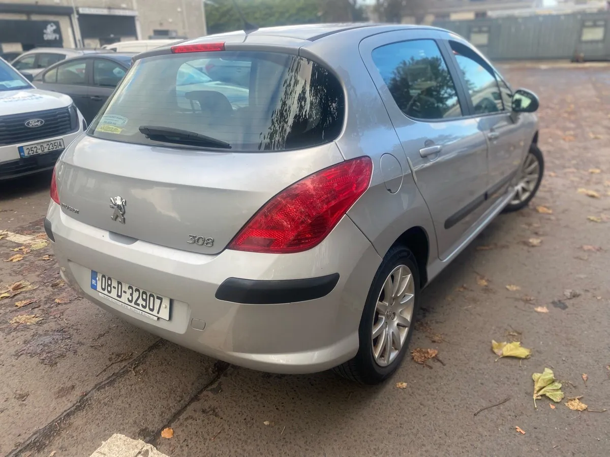 Peugeot 308 - Image 4