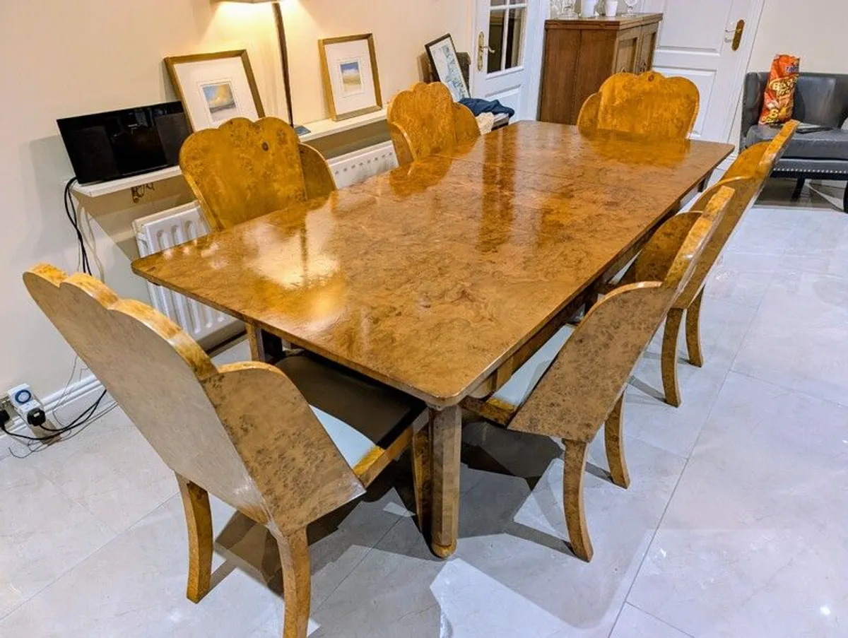 Art deco dining table and six chairs - Image 1