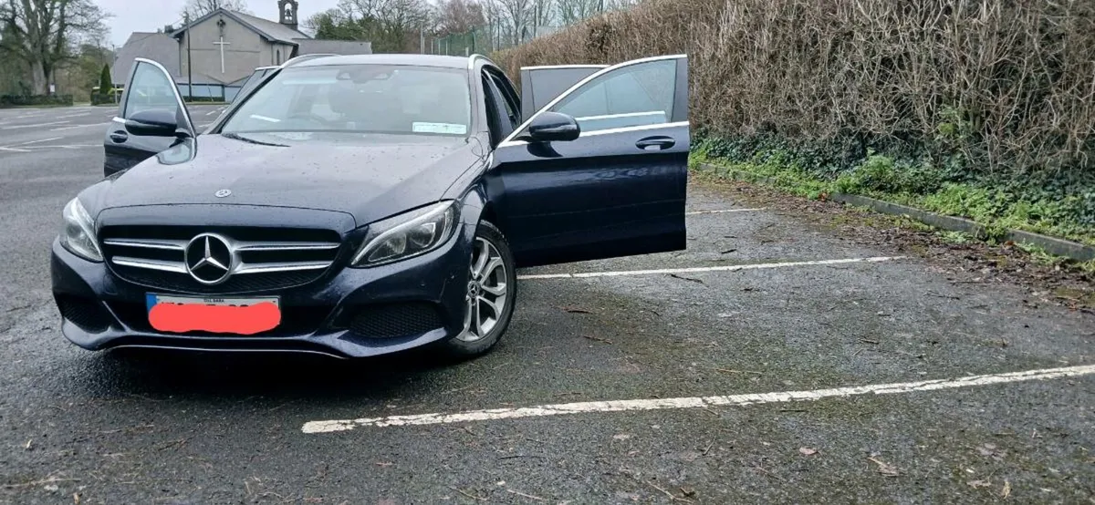 Mercedes C220 Premium sport - Image 4