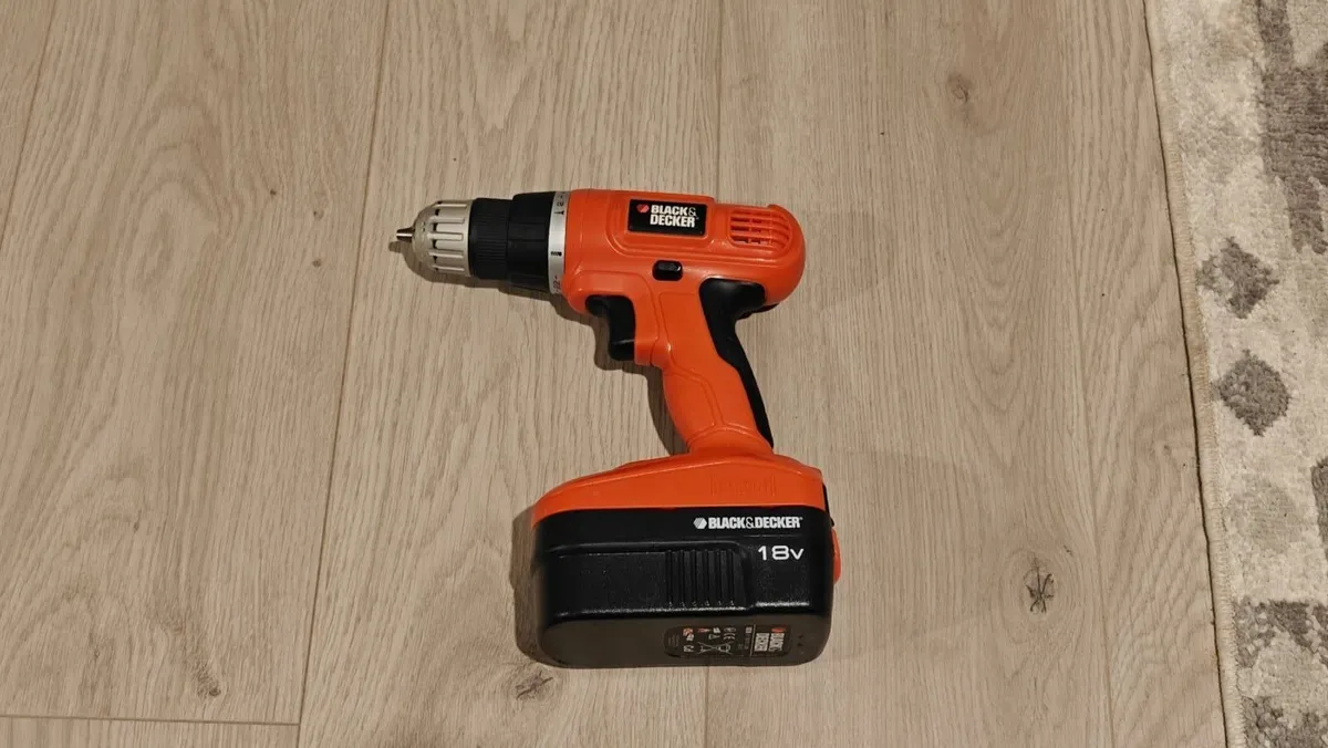 Black & Decker 18V Drill - Image 1