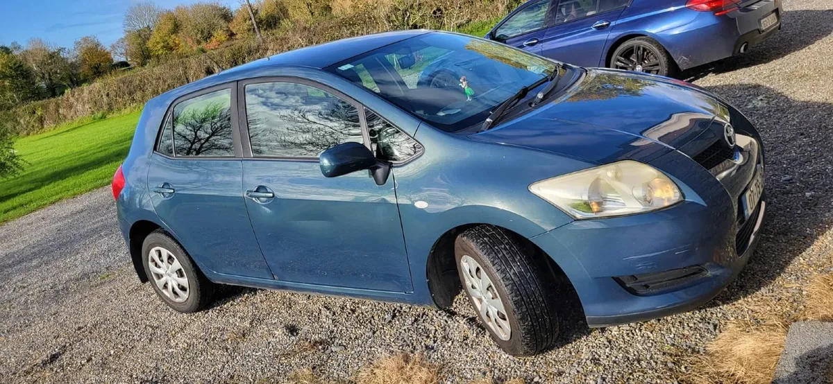 Toyota Auris 2007 - Image 1