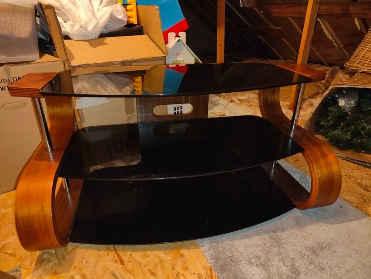 TV Stand - Image 2