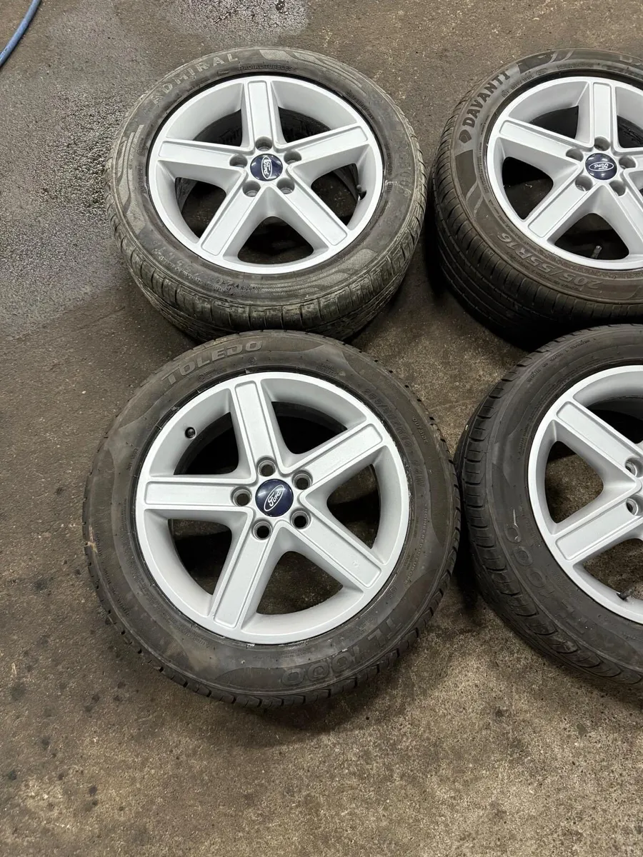 Ford Focus Alloy Wheels & Tyres 205 / 55 R16 - Image 2