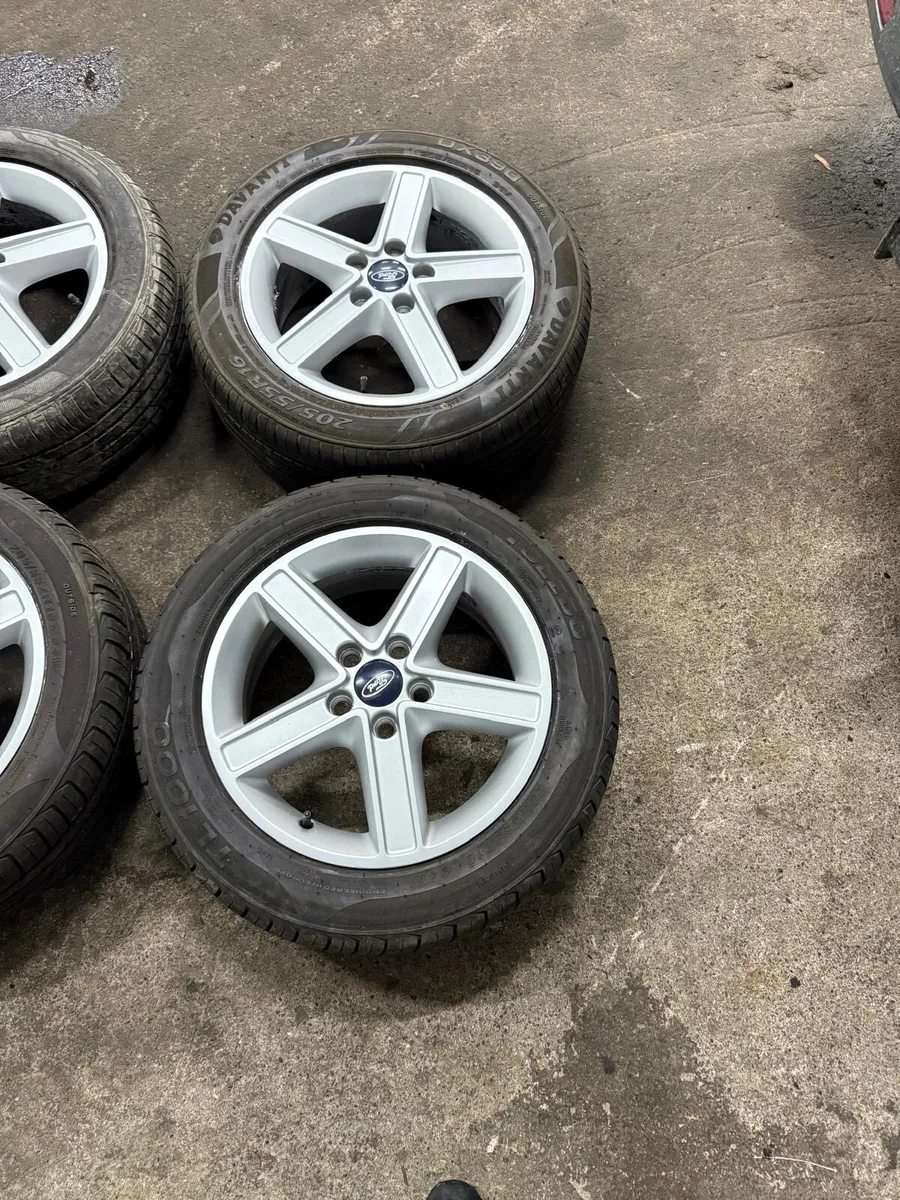 Ford Focus Alloy Wheels & Tyres 205 / 55 R16 - Image 4
