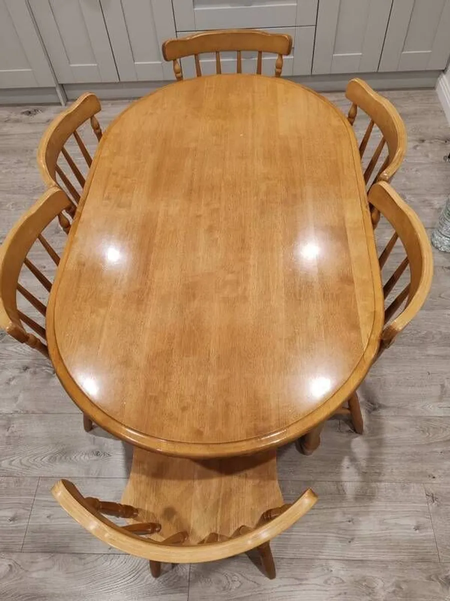 kitchen table and chairs - Image 2