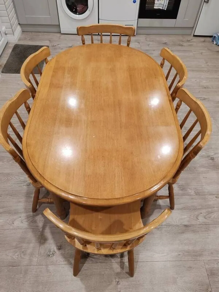kitchen table and chairs - Image 3