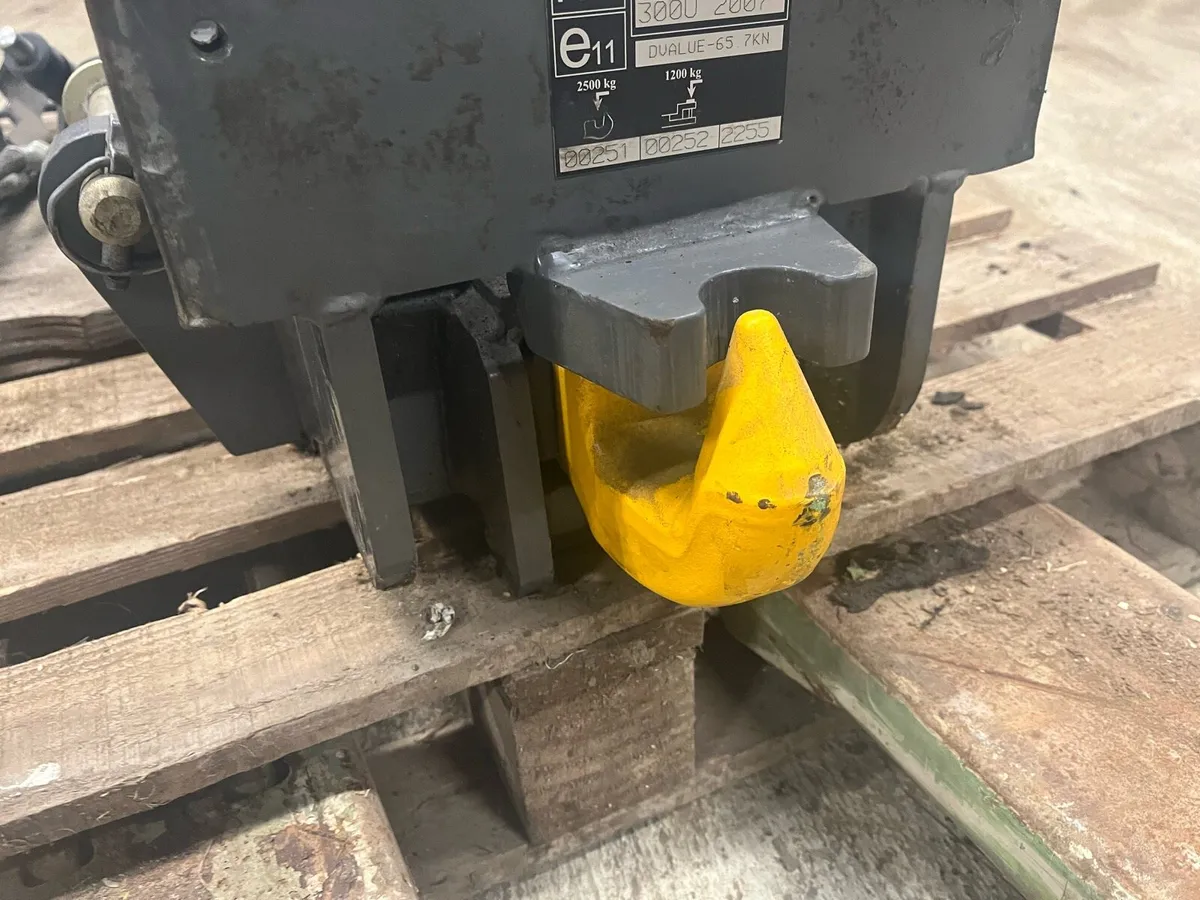 Bill Bennett hitch - Image 1