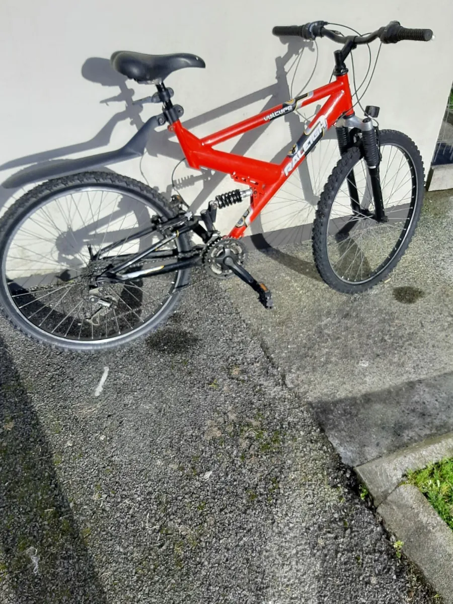 Raleigh Vulture Dual Suspension Mountain Bike - Image 1