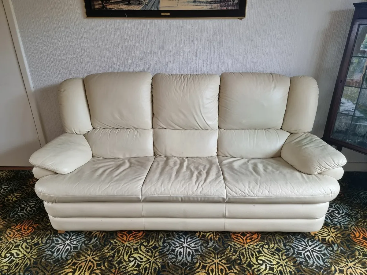 Sofa suite Cream Leather 1x3 seater and 2x1 seater - Image 1